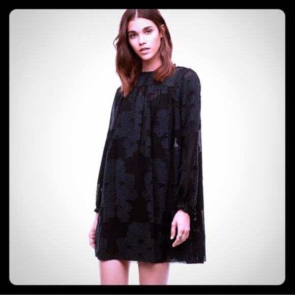 Wilfred Gascon Black Overlay Applique Dress Size XS - Picture 1 of 16